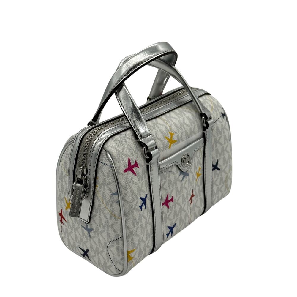 GIVEAWAY RETAIL $428 Michael Kors Jet Set Travel Small Duffle Crossbody Bag* - Picture 3 of 12